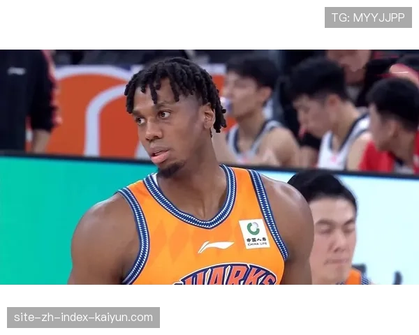 上海外援怀特塞德当选月最佳防守球员，篮板统治力凸显